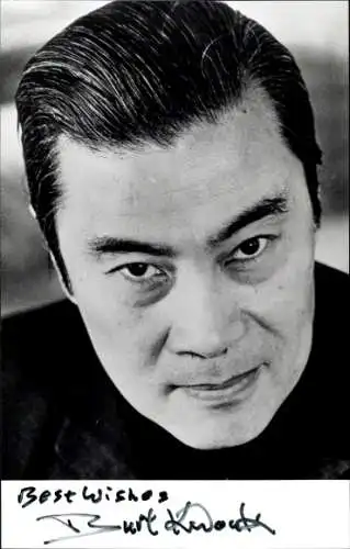 Foto Schauspieler Burt Kwouk, Portrait, Autogramm