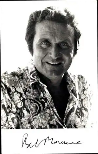 Foto Schauspieler Patrick Macnee, Portrait, Autogramm