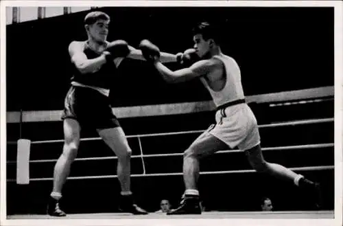 Sammelbild Olympia 1936, Boxkampf Harangi, Padilla, Leichtgewicht