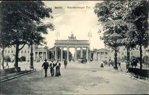 Ak Berlin Mitte, Brandenburger Tor