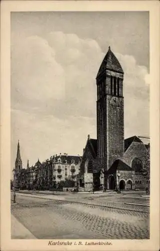 Ak Karlsruhe in Baden, Lutherkirche, Straßenpartie