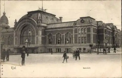 Ak Kiel, Bahnhof, Vorplatz