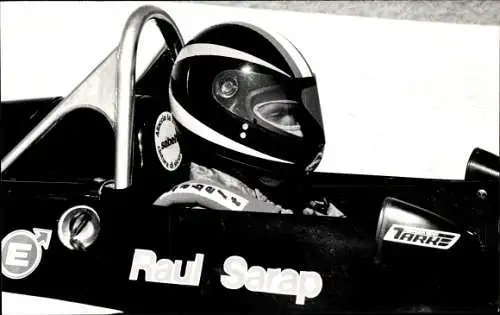 Foto Auto, Autorennen, Rennfahrer Raul Sarap