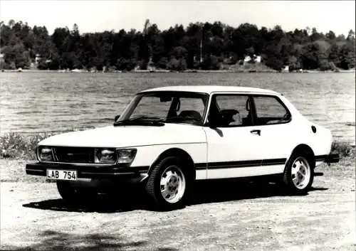 Foto Auto, Saab 99, Zweitürige Limousine, Autokennzeichen LAB 754