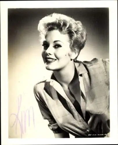Ak Schauspielerin Kim Novak, Portrait, Autogramm
