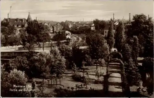 Ak Meerane in Sachsen, Bahnhof, Panorama vom Ort