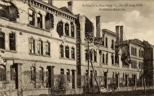 Ak Sarrebourg Saarburg Lothringen Moselle, Schlacht, Artillerie-Kaserne, 1914