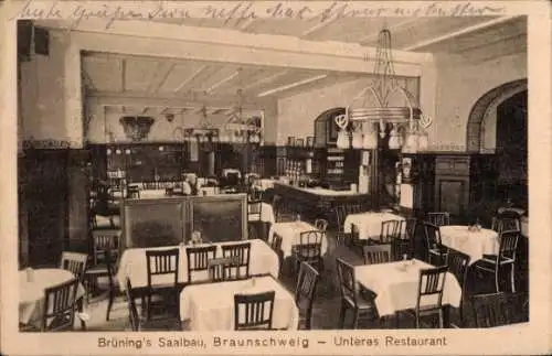 Ak Braunschweig in Niedersachsen, Brüning's Saalbau, Innenansicht, unteres Restaurant, Esstische