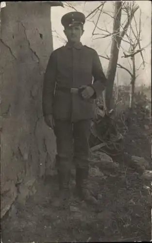 Foto Ak Deutscher Soldat in Uniform, Portrait, Kaiserzeit