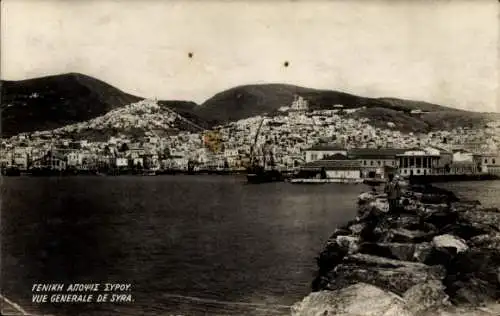 Ak Syros Griechenland, Gesamtansicht, Blick auf die Insel