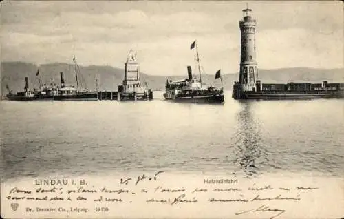 Ak Lindau am Bodensee Schwaben, Hafeneinfahrt, Leuchtturm, Statue Löwe, Schiff