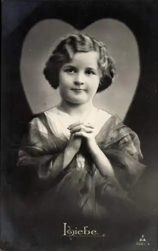 Ak Liebe, Allegorie, Mädchen mit gefalteten Händen