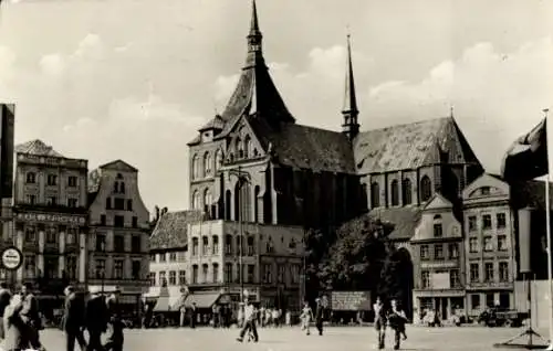 Ak Hansestadt Rostock, Ernst-Thälmann-Platz, Marienkirche