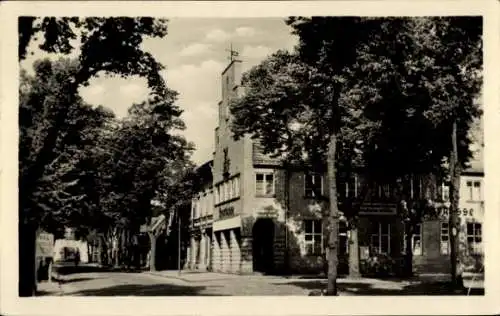Ak Ludwigslust in Mecklenburg, Ernst Thälmann Straße