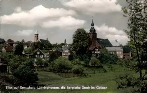 Ak Lüttringhausen Remscheid im Bergischen Land, Teilansicht, Kirchtürme