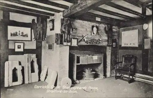 Ak Stratford upon Avon Warwickshire England, Shakespeares Haus, Garricks Stuhl
