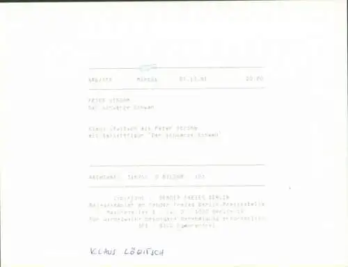 Ak Schauspieler Klaus Löwitsch, Filmszene, der schwarze Schwan, Autogramm