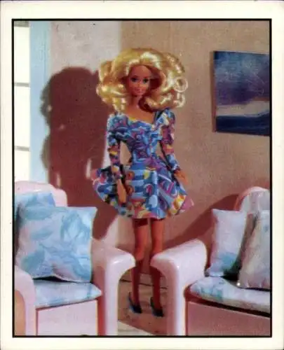 Sammelbild Barbie Nr. 198, im Wohnzimmer, Mattel 1993