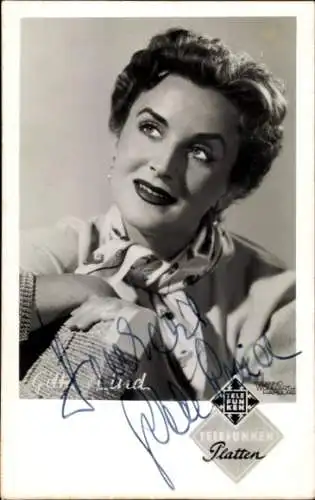 Ak Schauspielerin, Sängerin Gitta Lind, Portrait, Autogramm