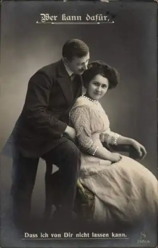 Ak Wer kann dafür, dass ich von Dir nicht lassen kann, Liebespaar