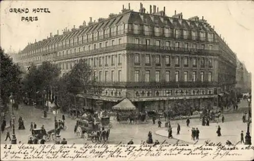 Ak Paris VIIIe Élysée, Grand Hotel, Kutsche