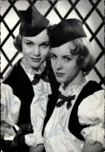 Ak Schauspielerinnen Alice und Ellen Kessler, Zwillinge, Portrait