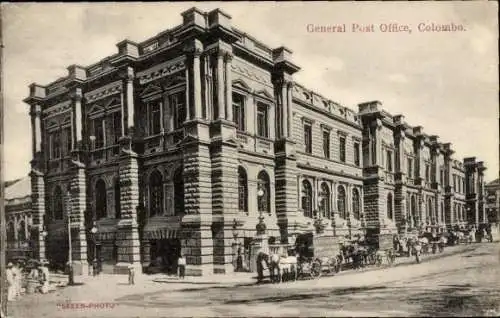 Ak Colombo Sri Lanka, Straßenansicht des General Post Office, Pferdekutschen