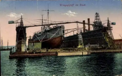 Ak Deutsches Kriegsschiff im Dock, Kaiserliche Marine