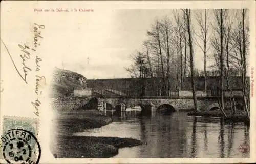 Ak Poitiers Vienne, Pont sur la Boivre, a la Cassette