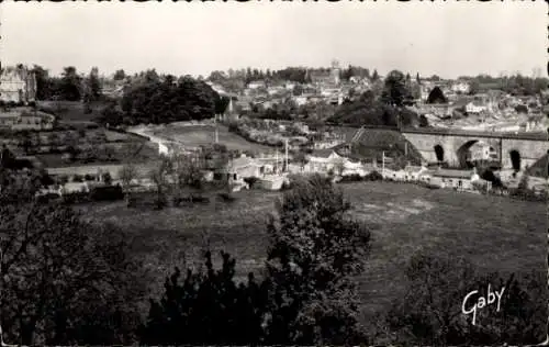 Ak Rocheservière Vendée, Vue generale, Le Viaduc, Chateau du Pavillon