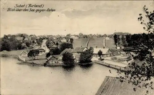 Ak Subat Kurland Lettland, Blick über den See gegen Osten