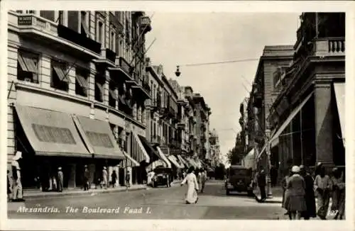Ak Alexandria, Der Boulevard Fuad I., Geschäfte