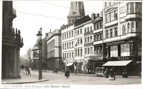 Ak Berlin Mitte, Alt-Berlin, Post-Straße, Ecke Molken-Markt, Geschäft M. Riethmüller, Herrenmoden