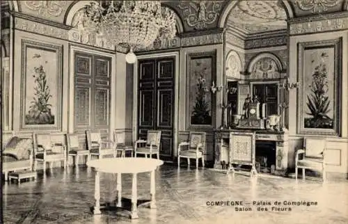 Ak Compiègne Oise, Palais, Salon des Fleurs