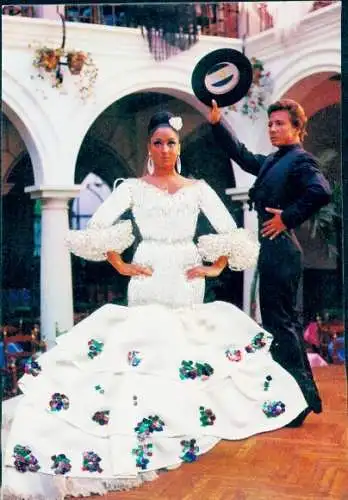 Stoff Ak Spanische Tracht, Tanzpaar, Frau in weißem Kleid