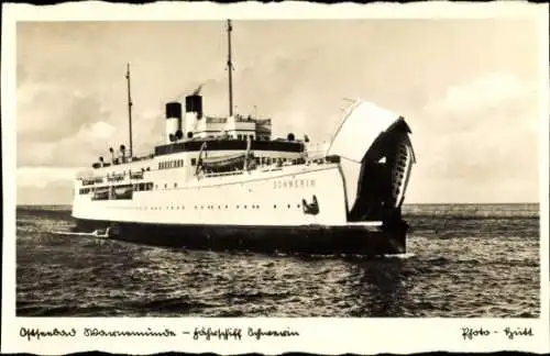 Ak Ostseebad Warnemünde, Fährschiff Schwerin