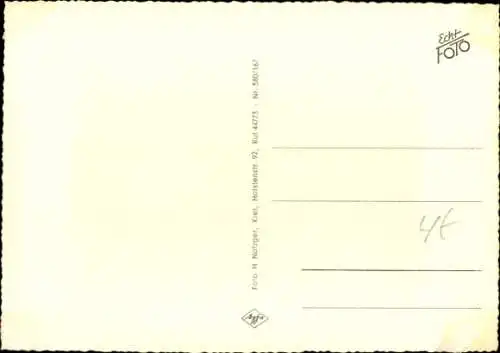 Foto Ak Frachtschiff Karl Grammerstorf im Hafen, Reedereigebäude