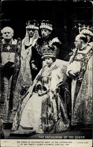 Ak London, Westminster Abbey, Coronation 1953, The enthroning of Queen Elizabeth II, Geoffrey Fisher