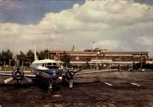 Ak Hamburg Nord Fuhlsbüttel, Flughafen, Propellermaschine