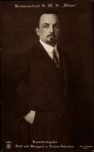 Ak Korvettenkapitän Nikolaus Graf zu Dohna Schlodien, Kommandant SMS Möwe, NPG 5482