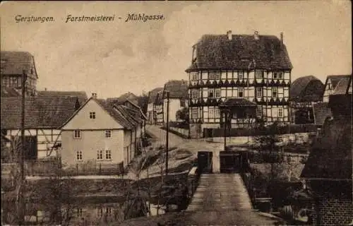 Ak Gerstungen im Wartburgkreis Thüringen, Forstmeisterei, Mühlgasse, Fachwerkhäuser