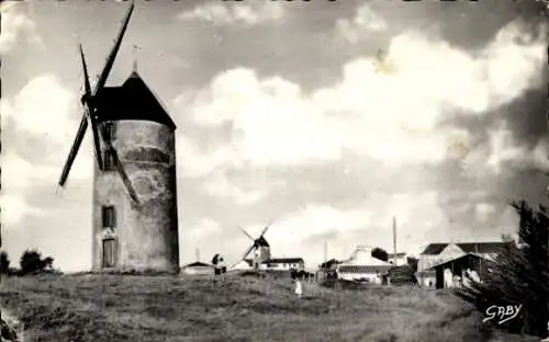 Ak Notre Dame de Monts Vendée, Les Moulins Neufs