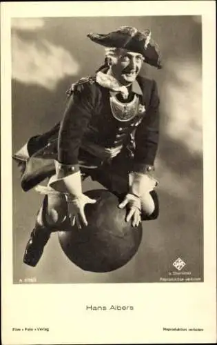 Ak Schauspieler Hans Albers, Portrait, Münchhausen
