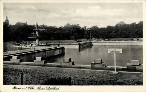 Ak Riesa Elbe, Neues Stadtbad, Becken für Schwimmer, Sprungturm