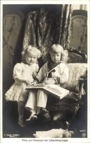 Foto Ak Prinz und Prinzessin von Schaumburg-Lippe, Portrait