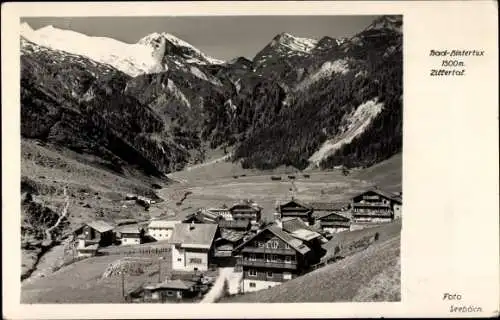 Ak Bad Hintertux Tirol, Totalansicht, Häuser im Tal, Alpen