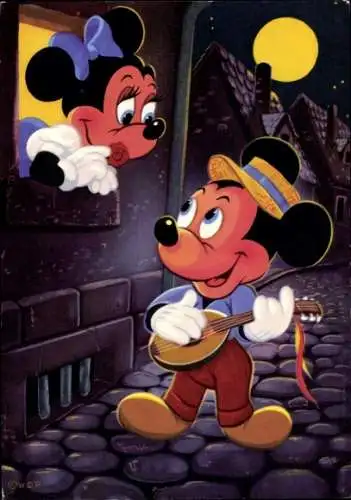 Ak Walt Disney, Micky Maus spielt Minnie Maus vor dem Fenster ein Ständchen