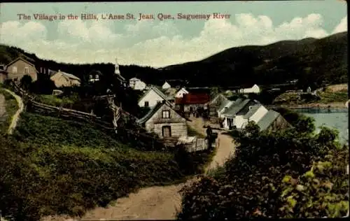 Ak Saint Jean Quebec, Dorf in den Hügeln, Saguenay-Fluss