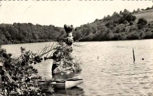 Ak Saint Laurent les Eglises Haute-Vienne, Un joli coin du Lac