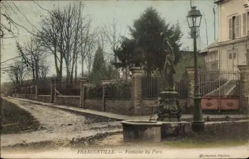 Ak Franconville Val d'Oise, Fontaine du Parc